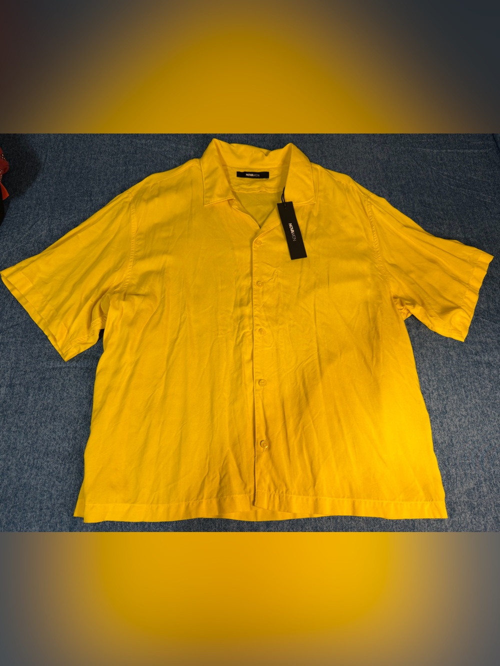 Men's Short-Sleeve Shirt Jacket in Bright Yellow
